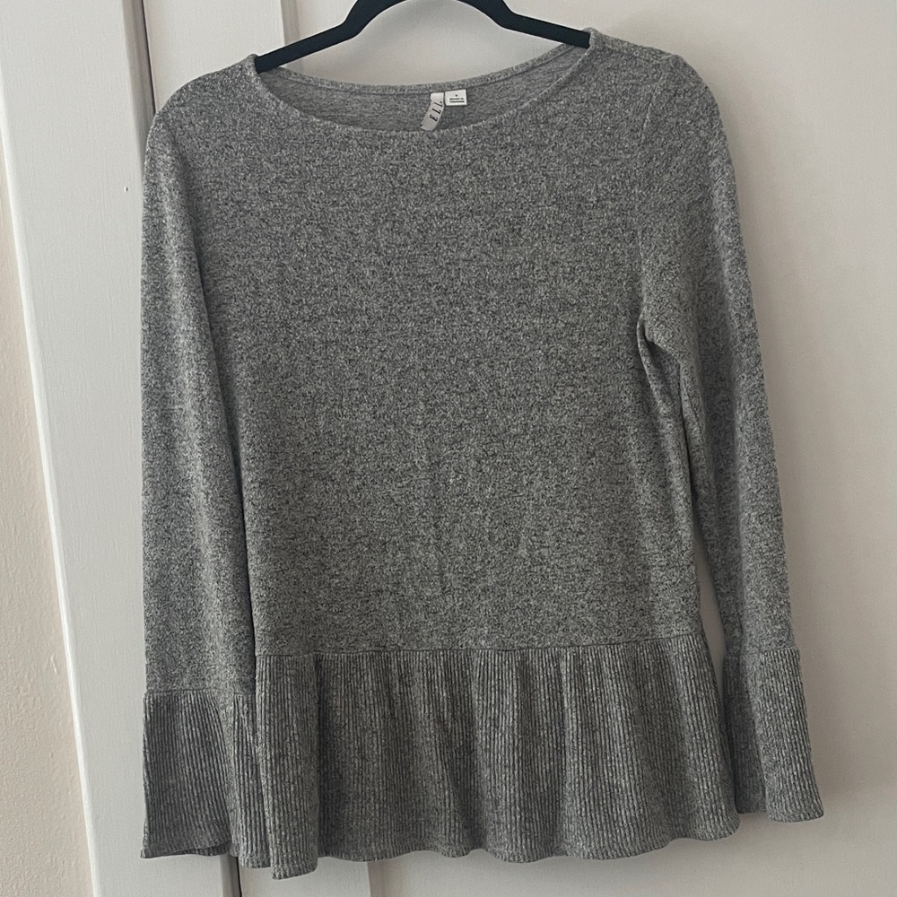 Elle Gray Ruffled Hem Blouse
